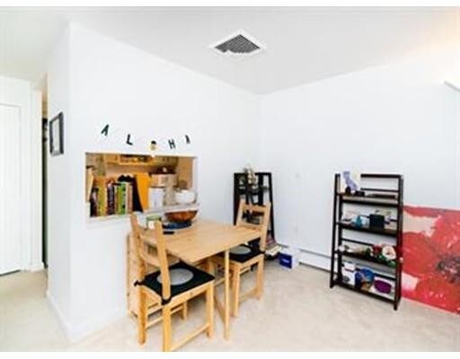 Building Photo - 321 Harvard St