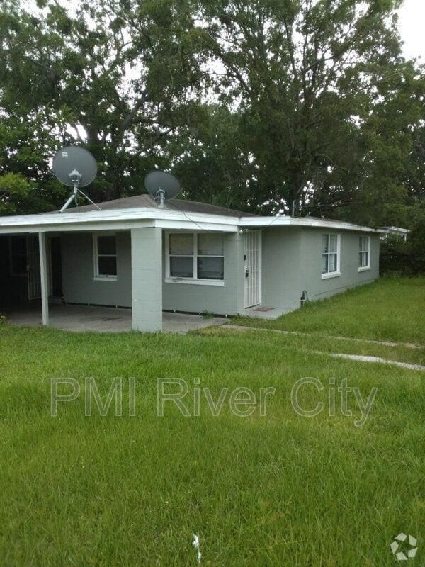Building Photo - 5048 Broadway Ave