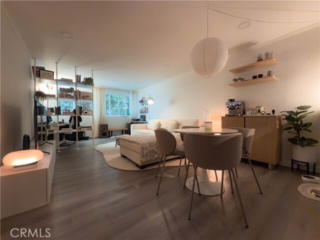 Foto principal - 532 N Rossmore Ave