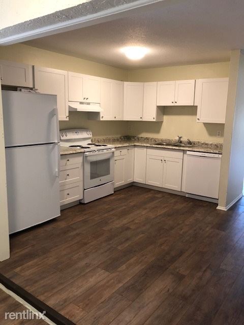 Building Photo - 3 br, 2.5 bath House - 847 Winter Garden Dr