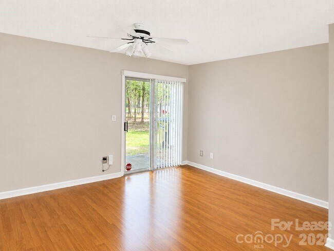 Building Photo - 2225 Preakness Ct