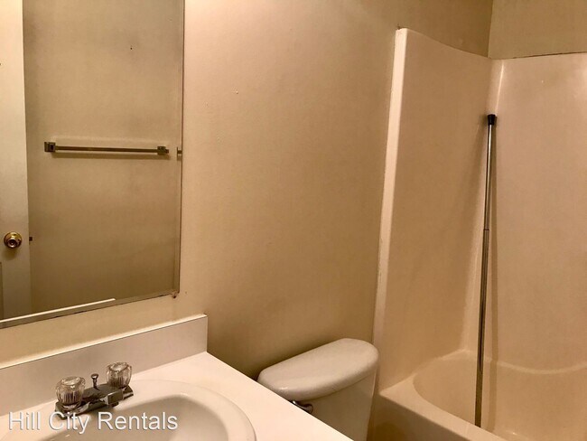 Foto del edificio - 3 br, 1.5 bath House - 922 Grand Arbre Drive