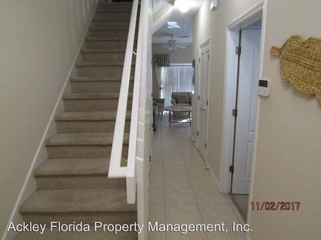 Building Photo - 4 br, 3 bath Apartment - 2432 Caravelle Cir