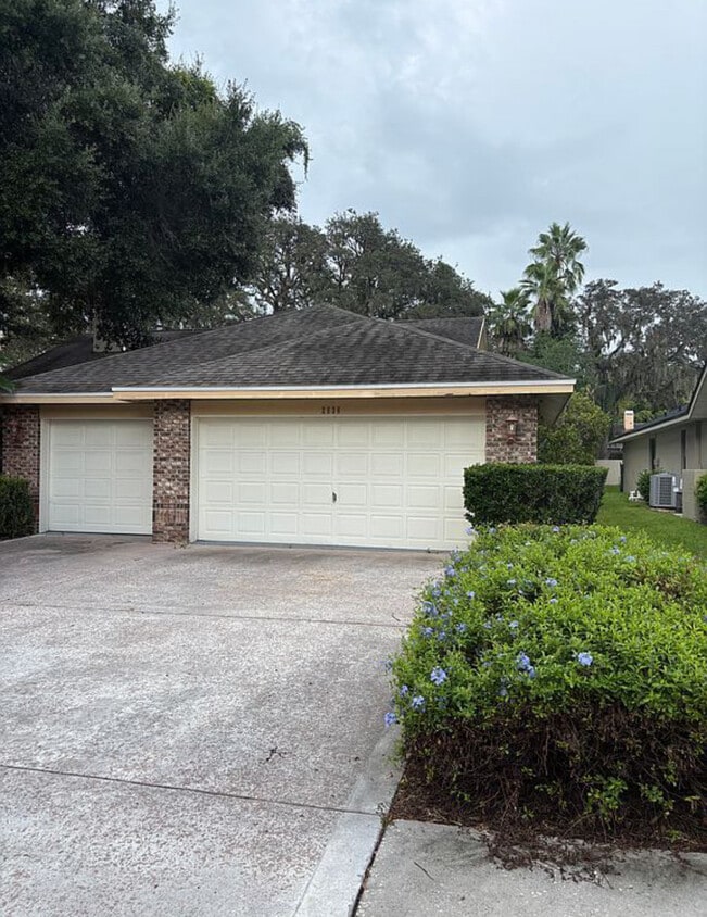 Foto del edificio - 2536 Mason Oaks Dr