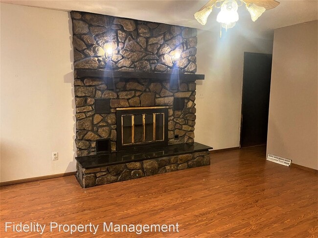 Foto del edificio - 3 br, 1.5 bath House - 710 N Patterson