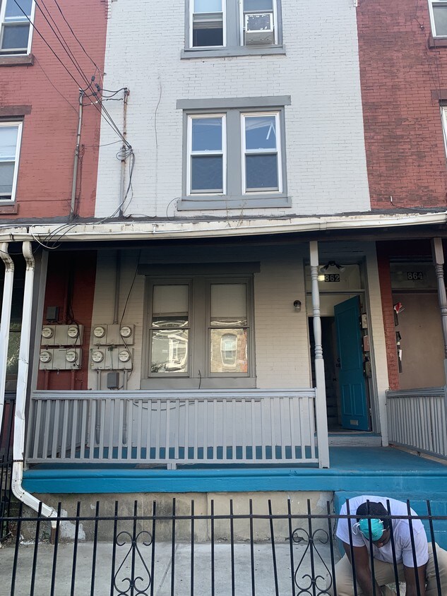 Primary Photo - 862 N 42nd St