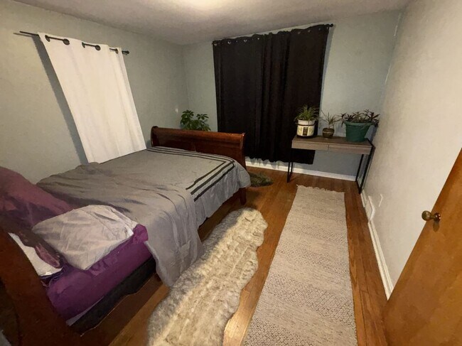 Foto del edificio - 3614 Warren Rd