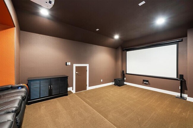 Building Photo - 8606 Evelina Trail