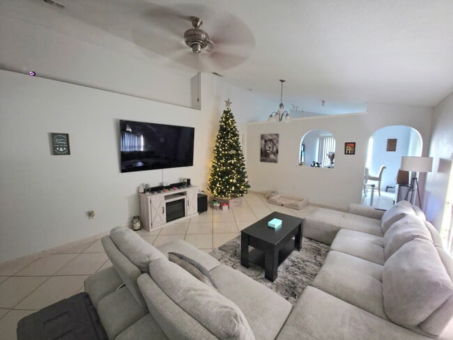 Building Photo - 13105 Odyssey Lake Way