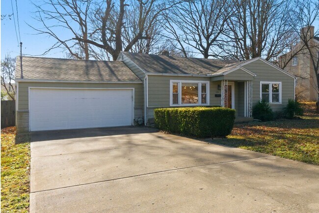 Foto del edificio - 1354 E Walnut St