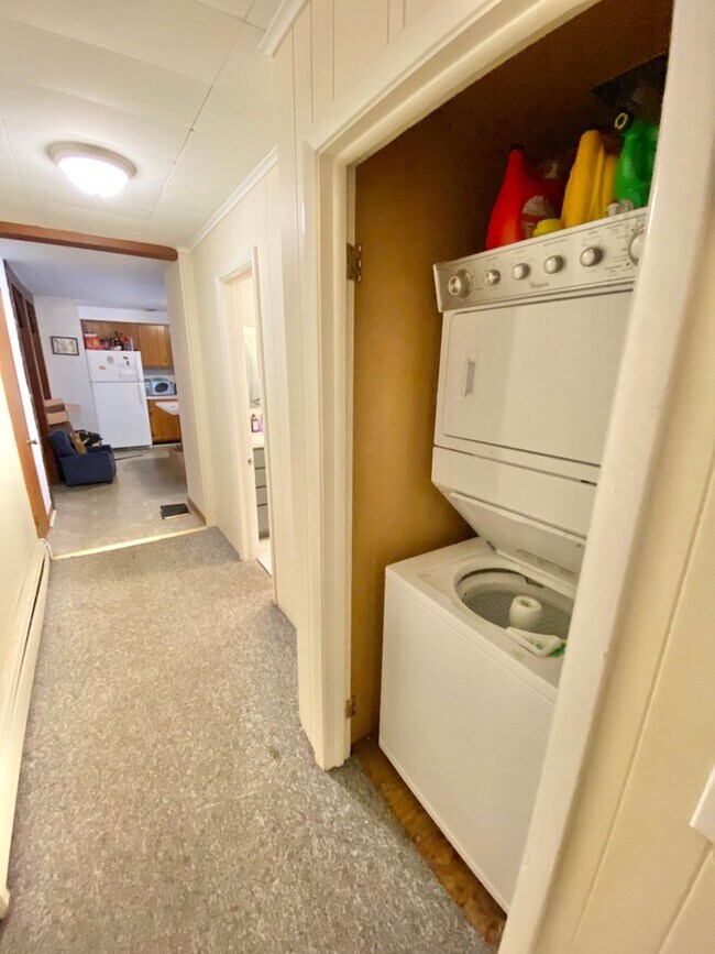 Foto del edificio - 203 Maple St