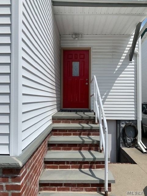 Foto del edificio - 204 E New York Ave