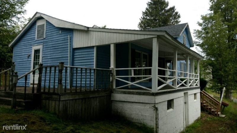 Primary Photo - 3 br, 1 bath House - 65 Austin st
