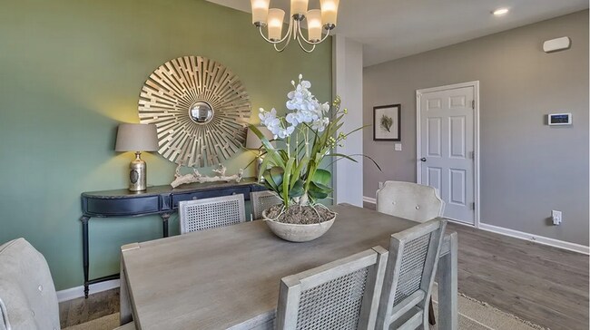 Foto del edificio - New Construction in Highly Desired Area