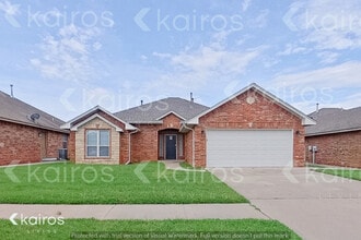 Building Photo - 1421 Asher St
