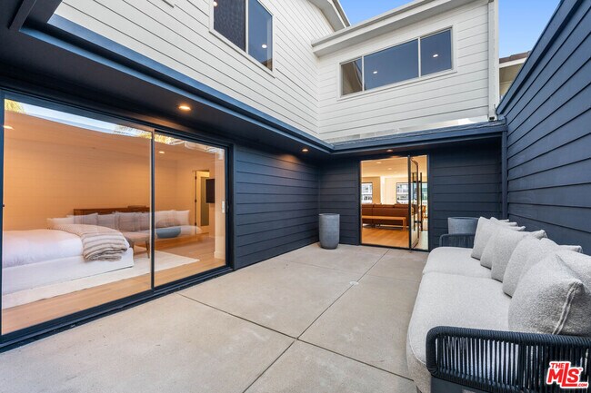 Foto del edificio - 4405 Costa De Oro