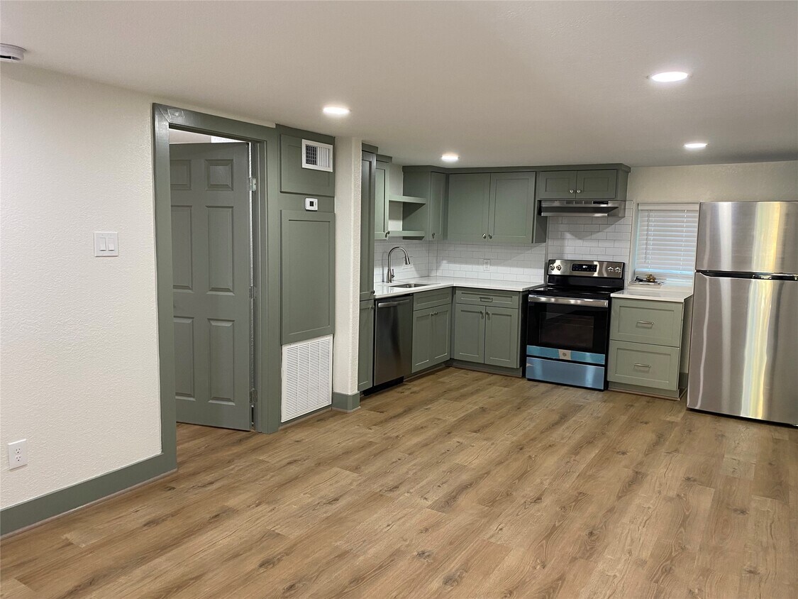 Foto principal - 2305 55th St