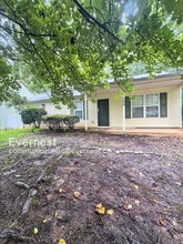 Building Photo - 11066 Shannon Cir