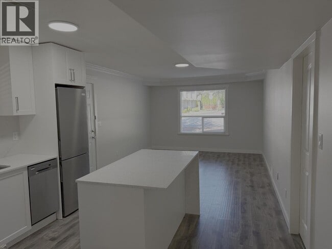 Building Photo - 23680 Kanaka Wy