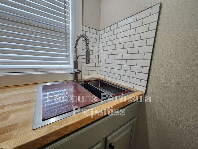 Foto del edificio - 2305 6th St