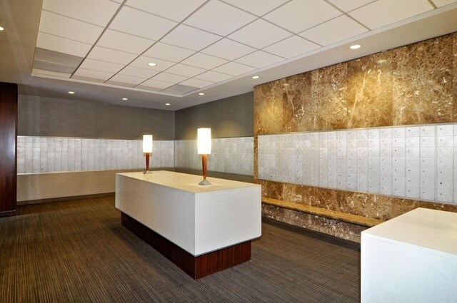 Building Photo - 655 W Irving Park Rd