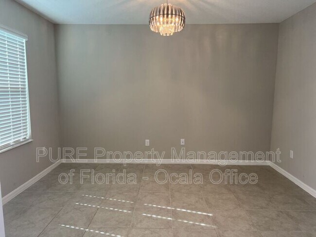 Building Photo - 5649 SW 93rd St