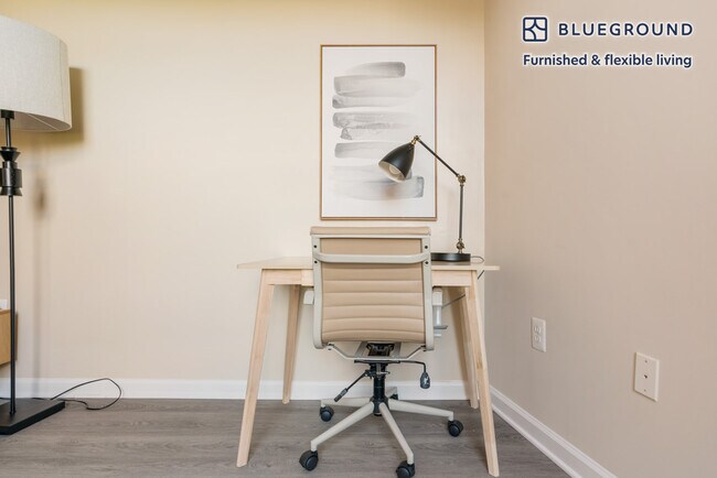 Foto del edificio - 305 10th Street South