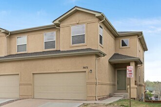 Building Photo - 3672 Venice Grove