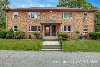 Building Photo - 546.5 Chandler St