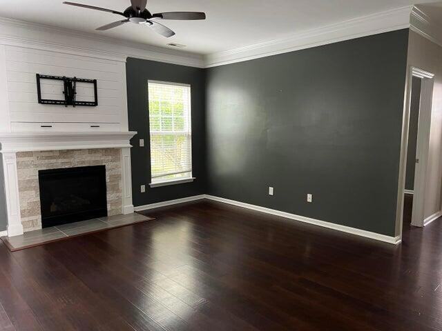 Foto del edificio - 5007 Whitfield Ct
