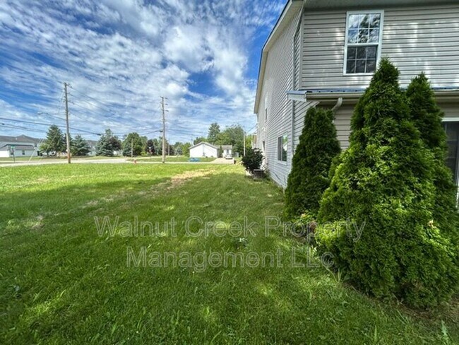 Foto del edificio - 3115-3117 Surf Ave