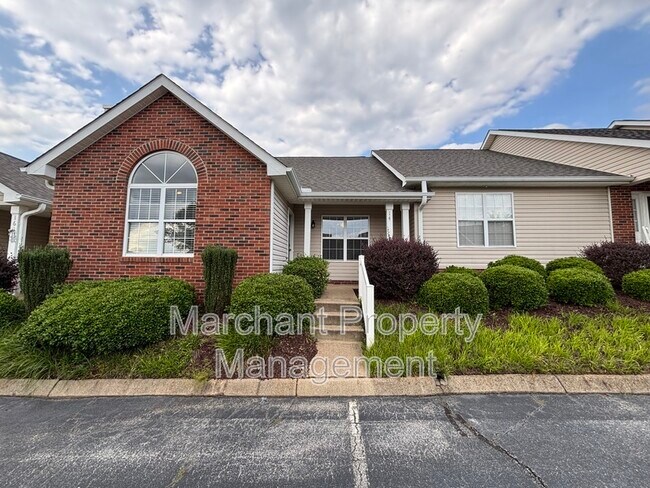 Foto del edificio - 14 Hillside Glen Dr