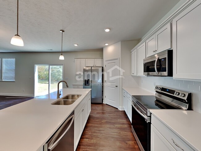 Foto del edificio - 12590 Dardevle Ln