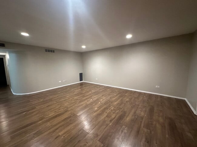 Building Photo - 4518 Beau Monde Dr