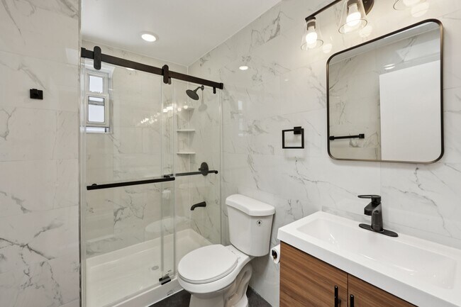 Foto del edificio - 325 7th St
