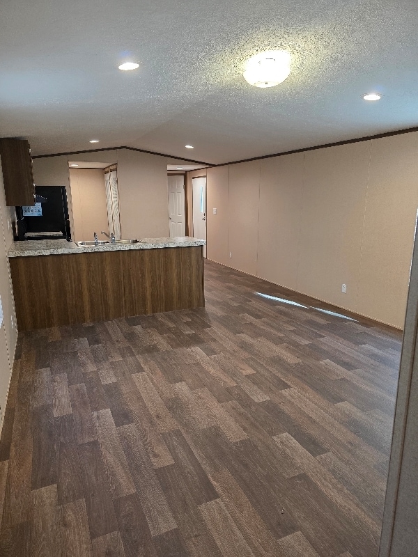 Foto del edificio - 27 Sam Doyle Dr