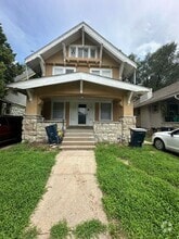 Building Photo - 4221 Chestnut Ave
