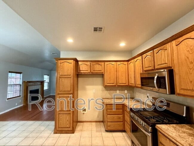 Building Photo - 12169 N 107th E Pl
