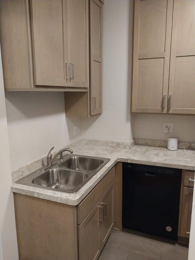Apartamento 2 Cocina - 1601 Portland Ave