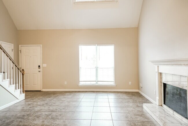 Foto del edificio - 148 Pebble Ln