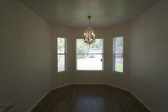 Foto del edificio - 28711 Atherstone St