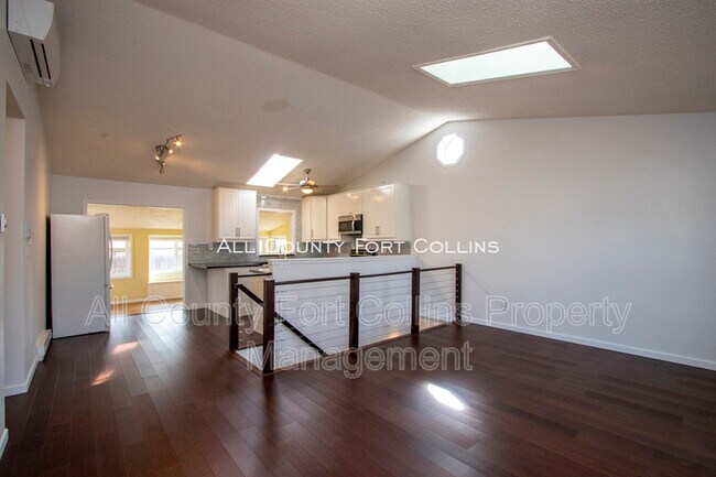 Foto del edificio - 2730 Hanover Dr