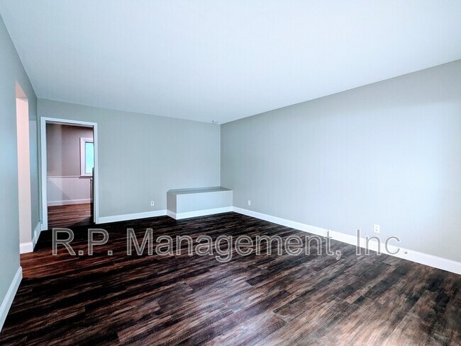 Foto del edificio - 2502 Talmage Ave SE