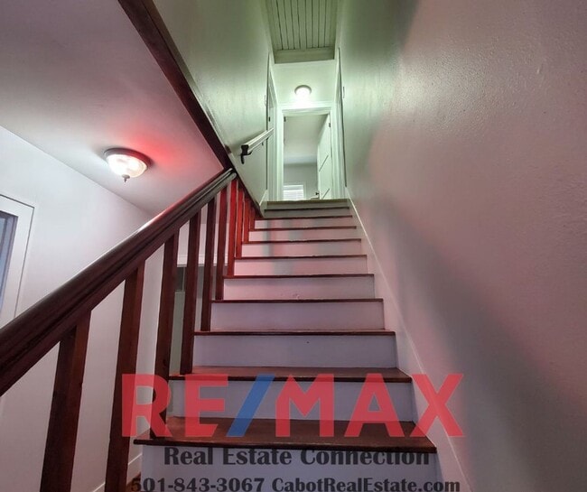 Foto del edificio - Sorry No Smoking and Pets Permitted with Restrictions