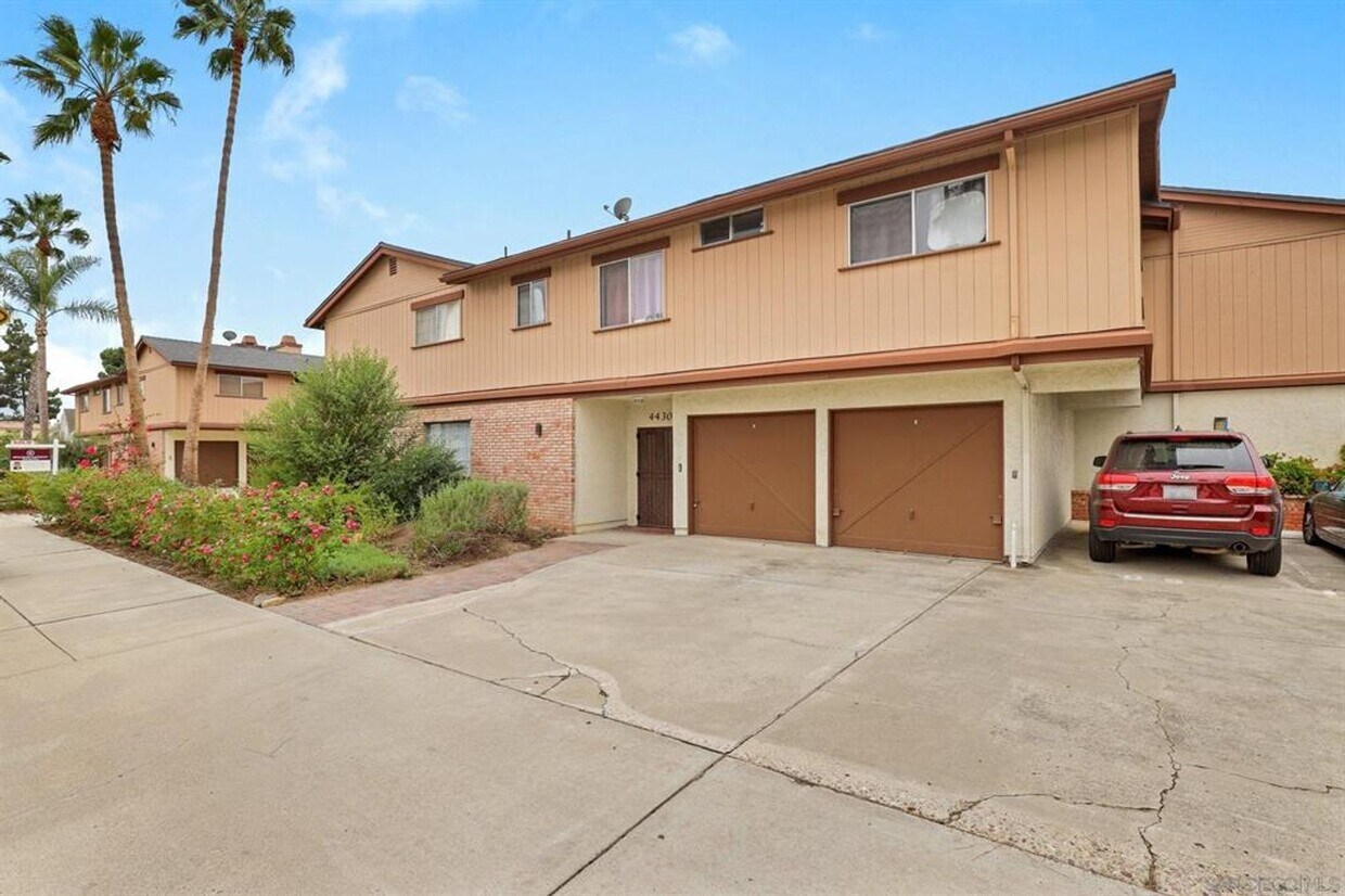 Foto principal - 4430 Cleveland Ave