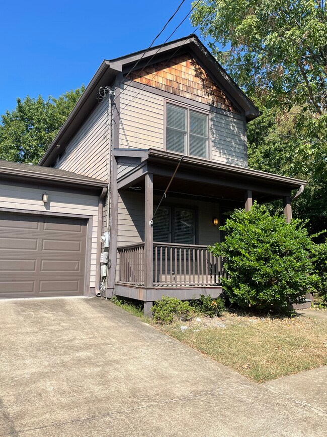 Photo - 217 37th Ave N House