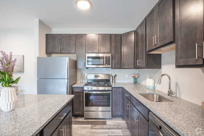 2 BR, 2 BA - 980 SF - Kitchen - Main Road Apartments
