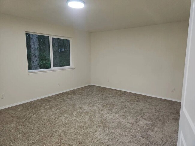 Building Photo - 10305 Eckenstam Johnson Rd