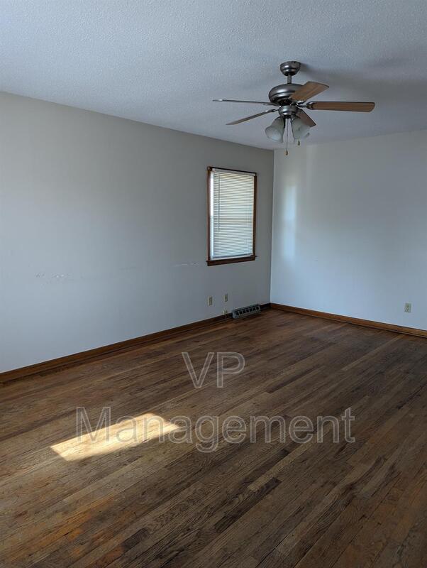Building Photo - 1836 Bellevue Ave