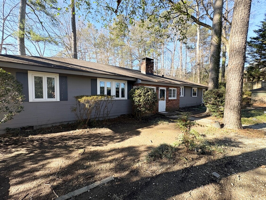 Photo - 4061 Lower Roswell Rd (Marietta, GA)